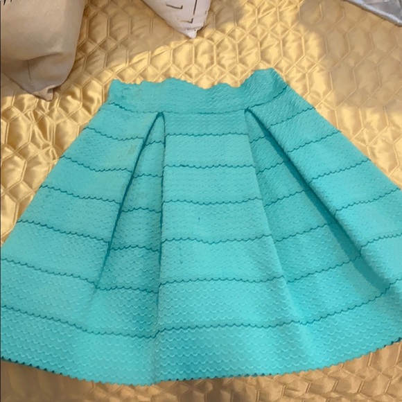 oober swank Dresses & Skirts - Oober swank skirt